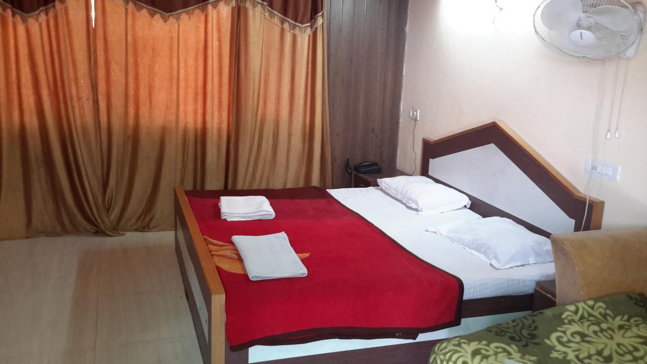 Royal View Hotel Shimla Eksteriør billede